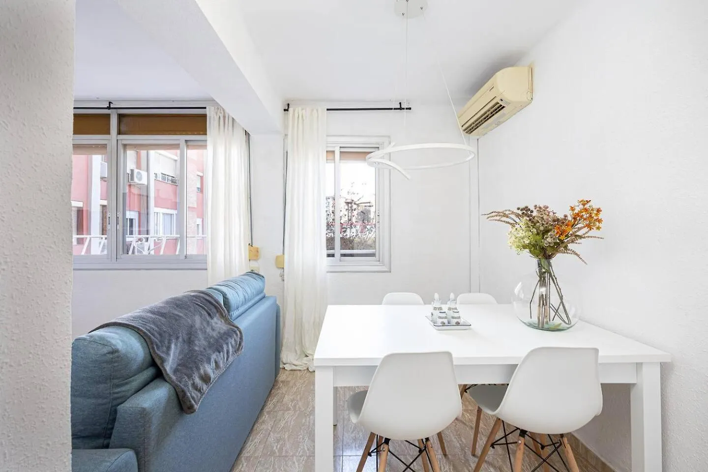 2 Bdr Apt In Cornella 5 Mins Form The Metro Apartment Cornella de Llobregat Spain