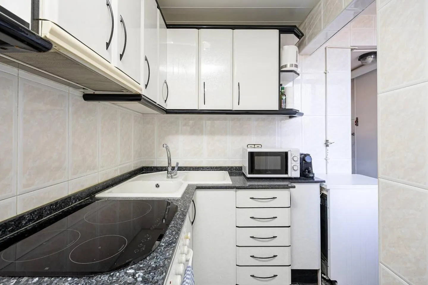 2 Bdr Apt In Cornella 5 Mins Form The Metro Apartment Cornella de Llobregat 0*,  Spain